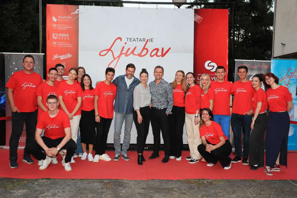 Predstava 'Džepovi puni kamenja' u produkciji Yugoart Beograd otvara Ljetne večeri Studio Teatra